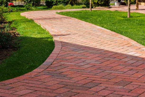 Best Professional Driveway Pavers  in South Greensburg, PA